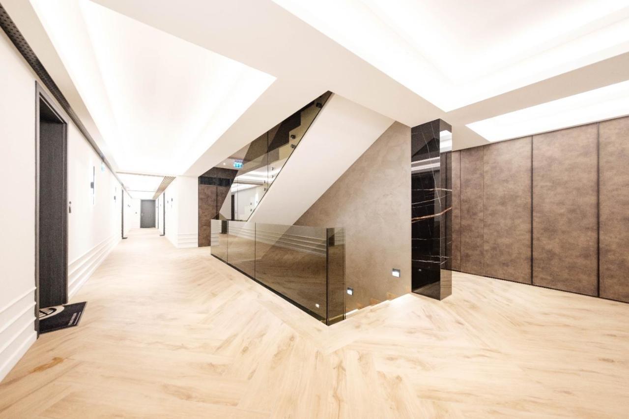 Brand New Luxury Apartment In The Heart Of Braşov Extérieur photo