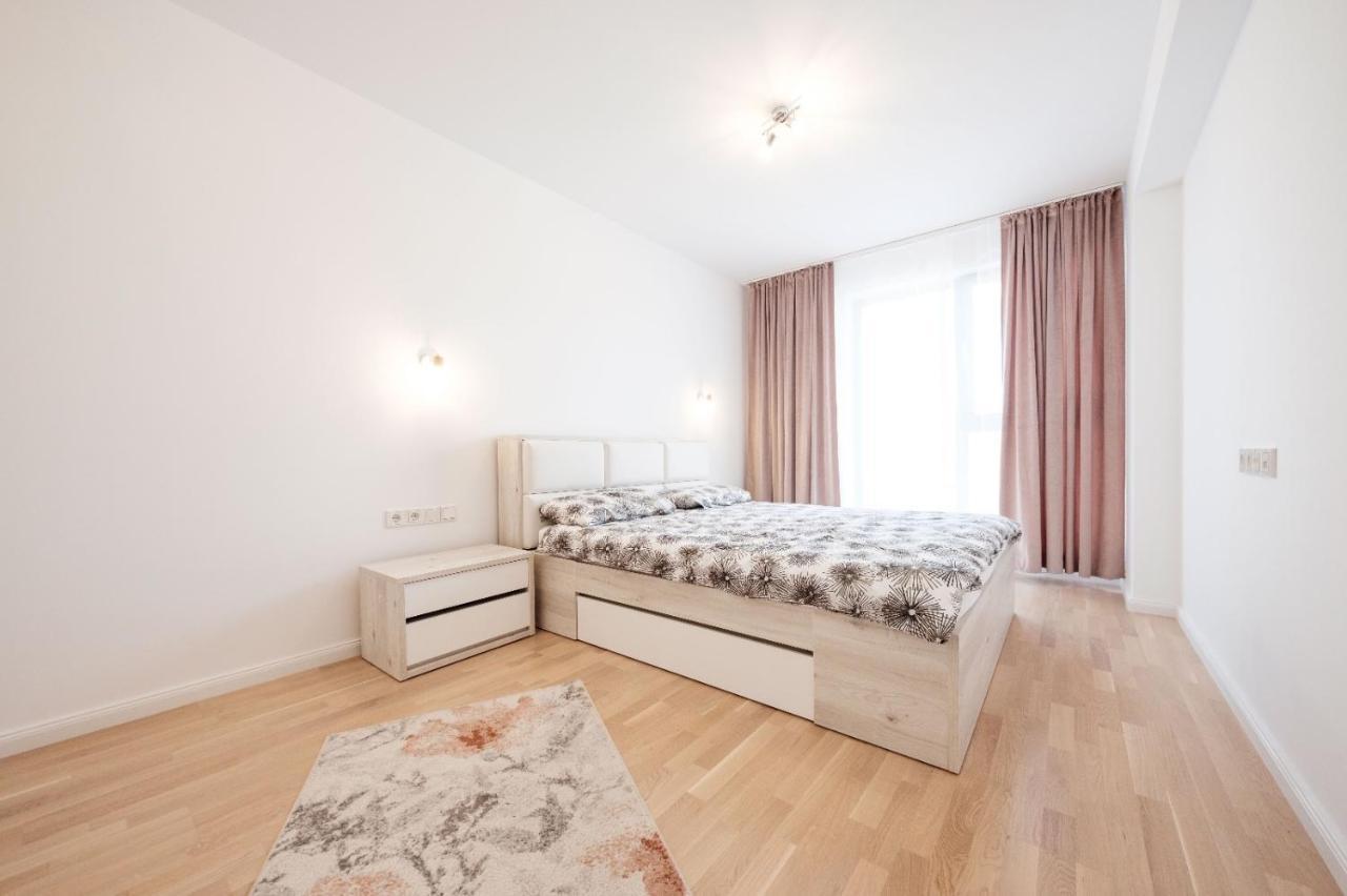 Brand New Luxury Apartment In The Heart Of Braşov Extérieur photo